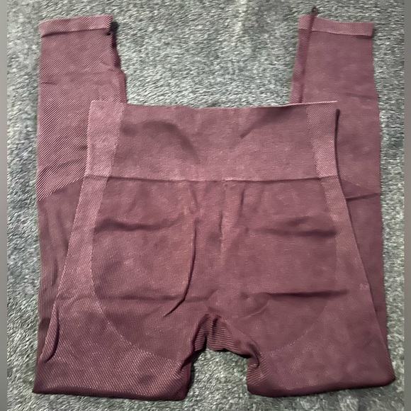 Deep Red JoyLab Ribbed Legging - Picture 3 of 4